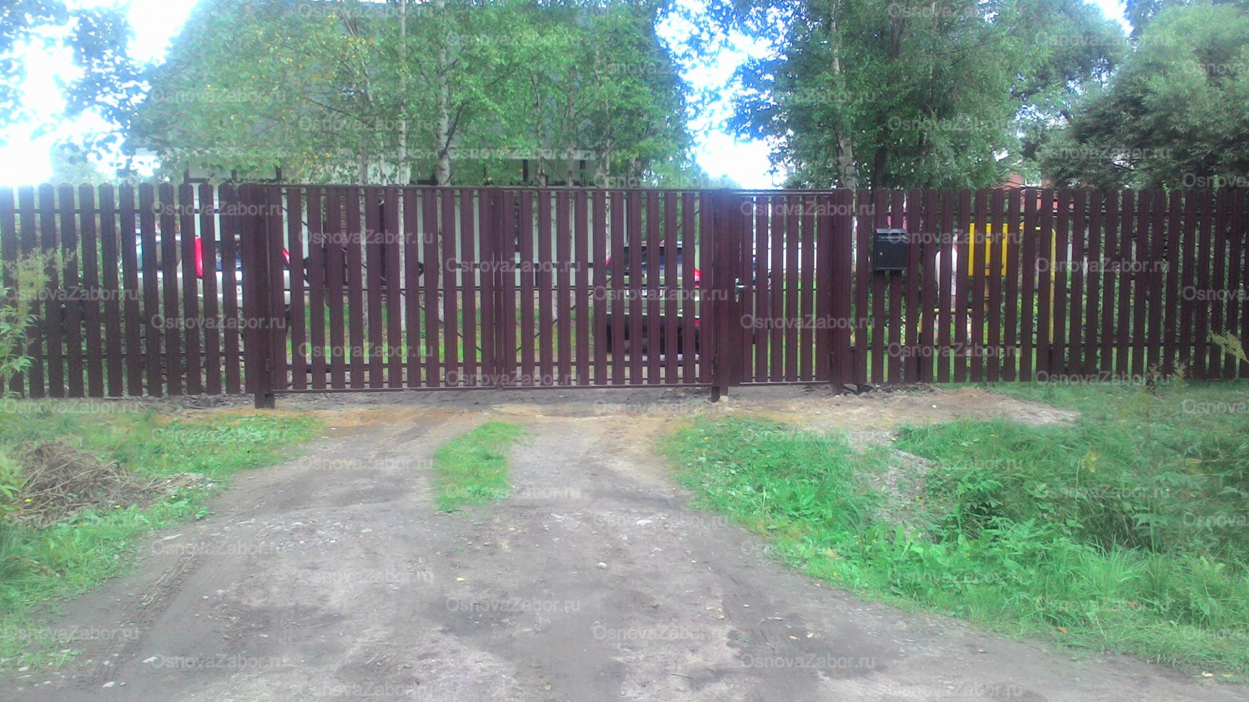 Евроштакетник для забора купить в спб