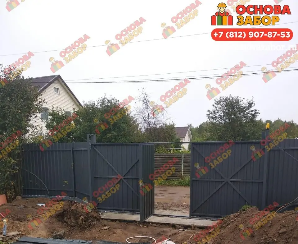 Ворота откатные со встроенной калиткой 2025 OsnovaZaborru Ворота откатные со встроенной калиткой фото OsnovaZaborru