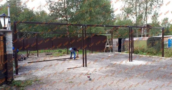 Гараж из сэндвич панелей на три автомобиля Юкки  фото  OsnovaZaborru
