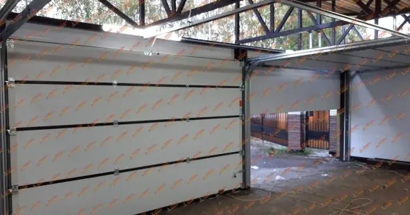Гараж из сэндвич панелей на три автомобиля Юкки  фото  OsnovaZaborru