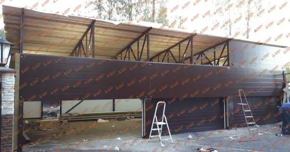 Гараж из сэндвич панелей на три автомобиля Юкки  фото  OsnovaZaborru