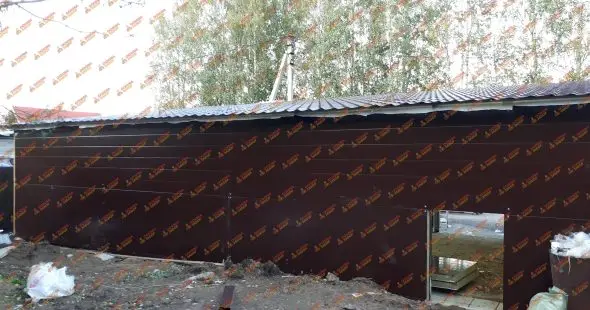 Гараж из сэндвич панелей на три автомобиля Юкки  фото  OsnovaZaborru